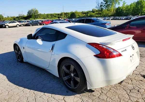 Nissan 370 Z cena 38000 przebieg: 98000, rok produkcji 2009 z Skoki małe 37